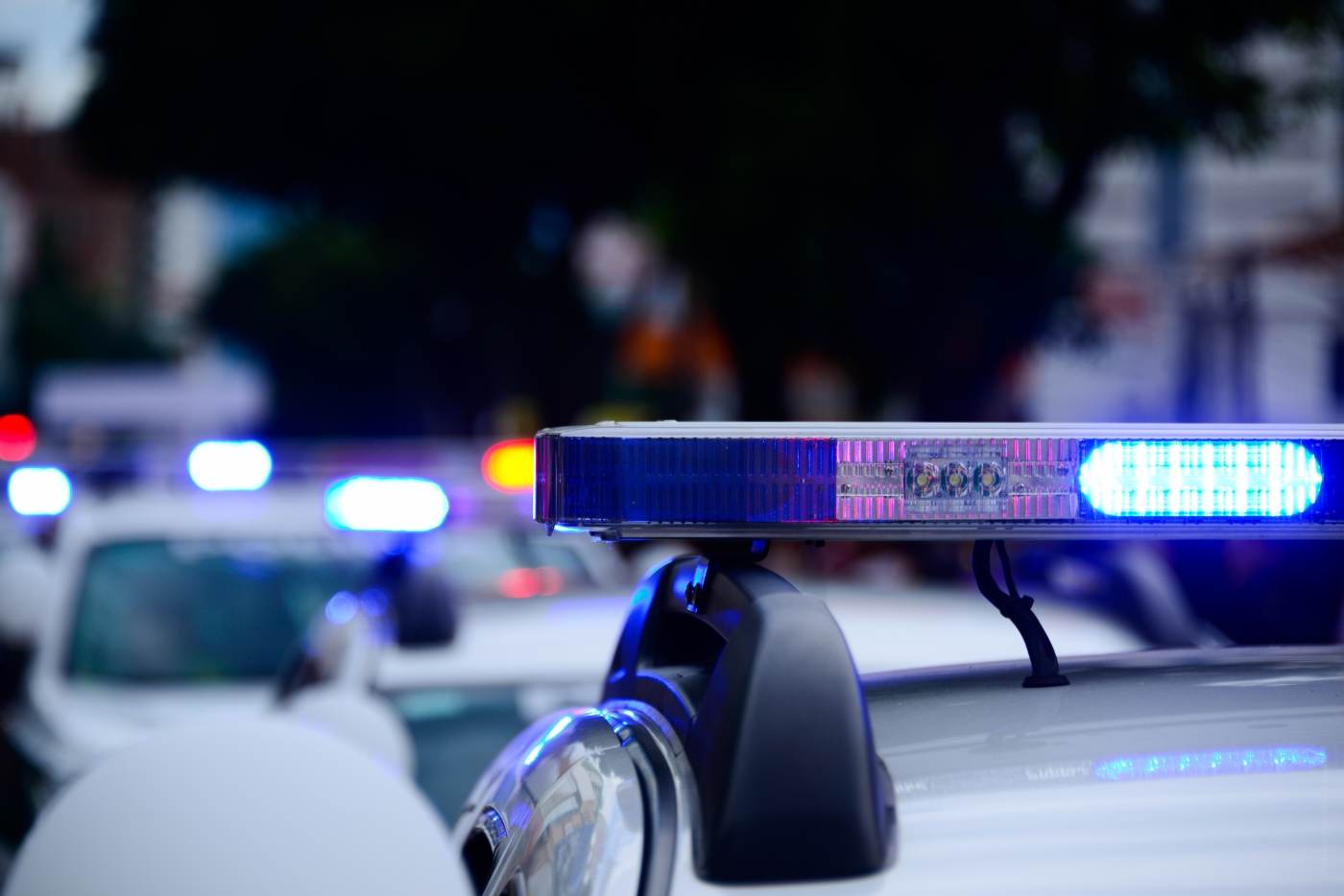 Poliţia recurge la gaze lacrimogene la Nisa, pentru a-i dispersa pe suporteri