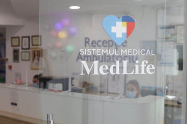 MedLife transferă Dentalife catre DENT ESTET, parte a Grupului MedLife