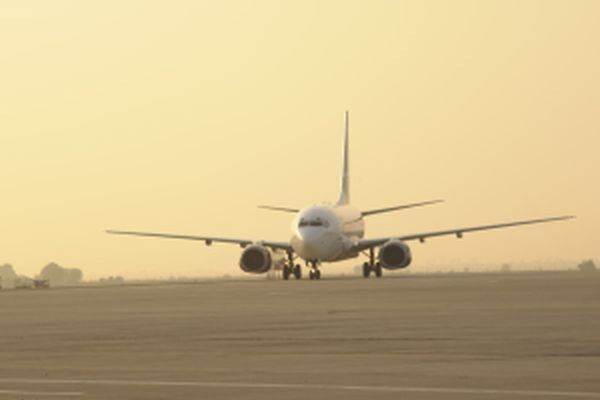 Aeroportul Vancouver suspendă temporar toate aterizările din cauza unei furtuni de iarnă