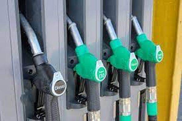 Carburanţii s-au scumpit de Anul Nou