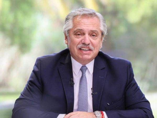 Preşedintele Argentinei doreşte să demită Curtea Supremă