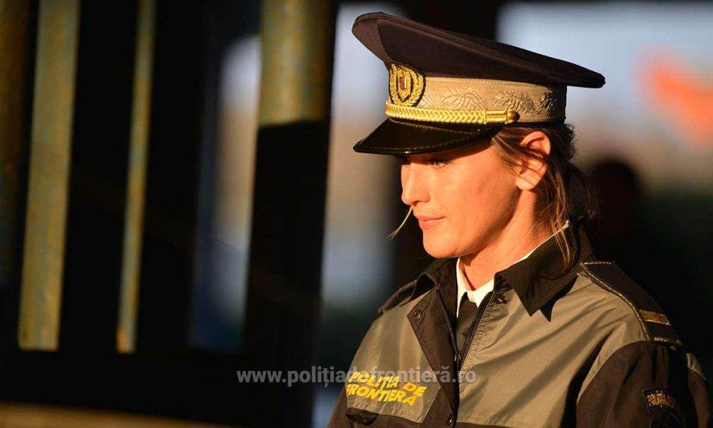 Aproximativ 302.000 de persoane au tranzitat ieri punctele de frontieră