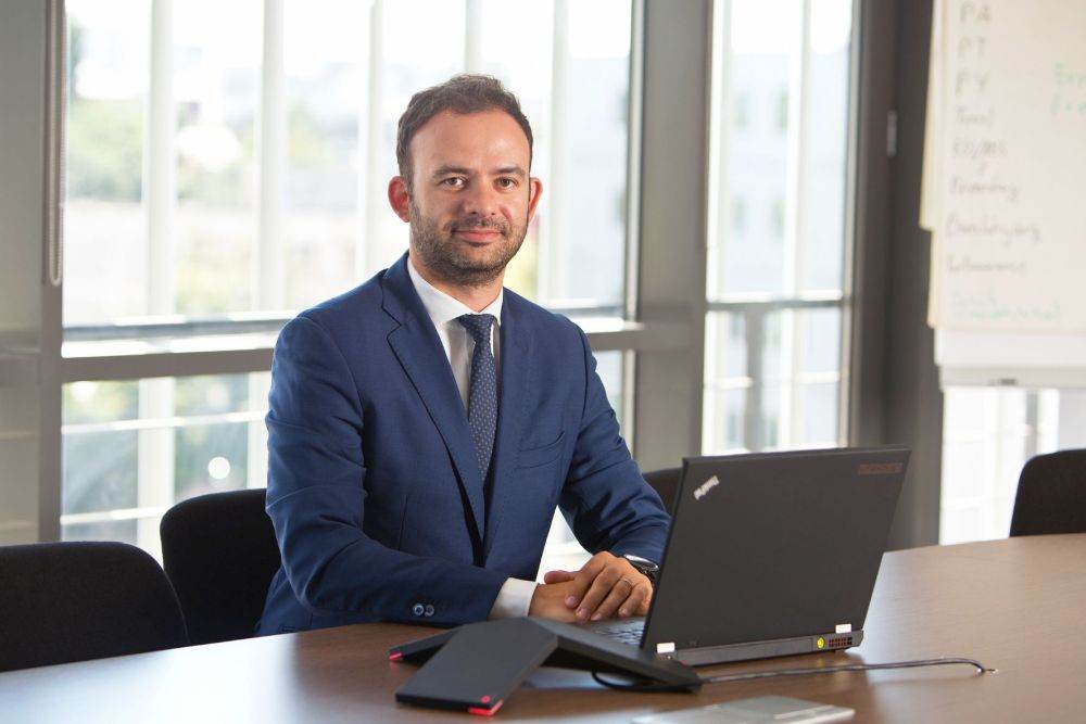 "Directorii generali cred că utilizarea eficientă a datelor poate contribui la creşterea veniturilor"