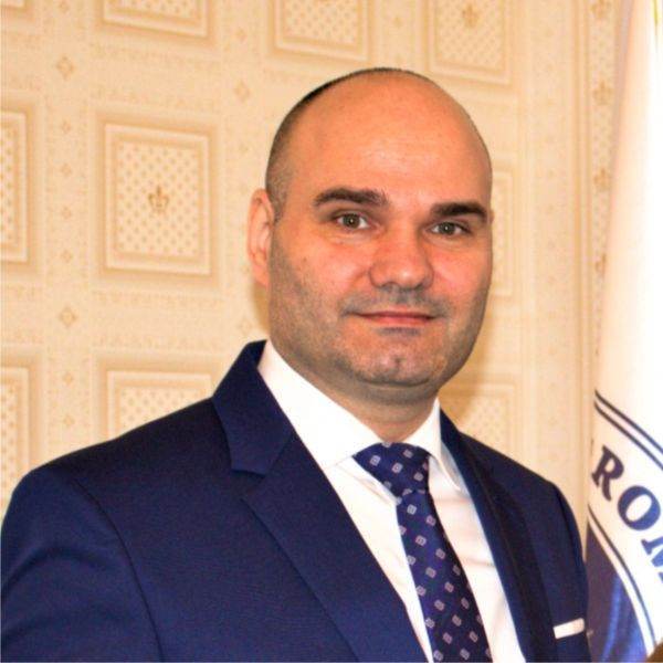 "Nu am de ce sa demisionez şi nici sa fiu schimbat"