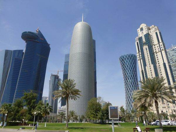 Doi eurodeputaţi recunosc că au făcut călătorii nedeclarate în Qatar