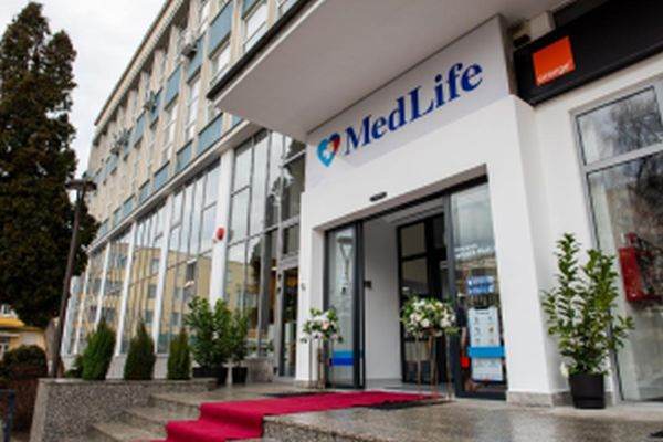 MedLife inaugurează cea mai mare clinică medicală din judeţul Hunedoara