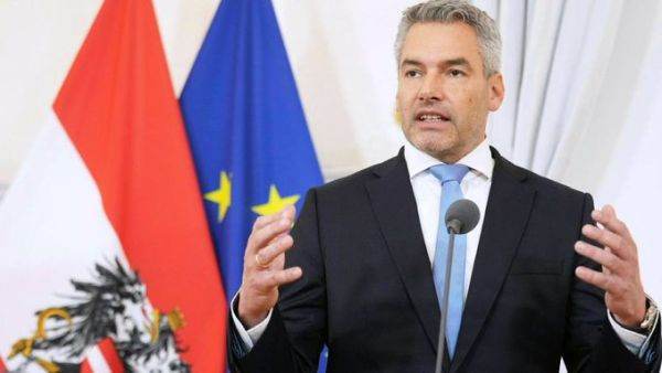 Cancelarul austriac şi ministrul său de interne pleacă în Bulgaria pentru a inspecta frontiera cu Turcia