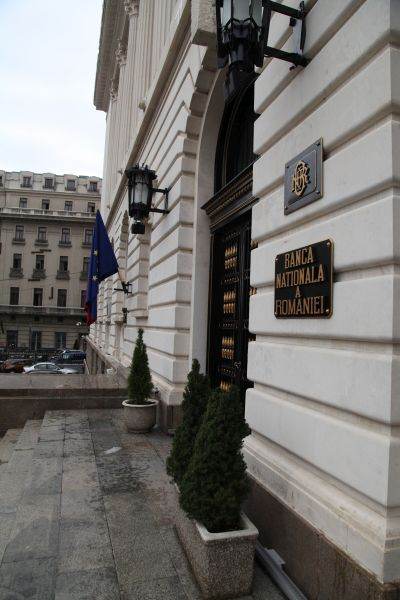 Facilitatea de depozit a BNR intră în topul conturilor bancare de economii