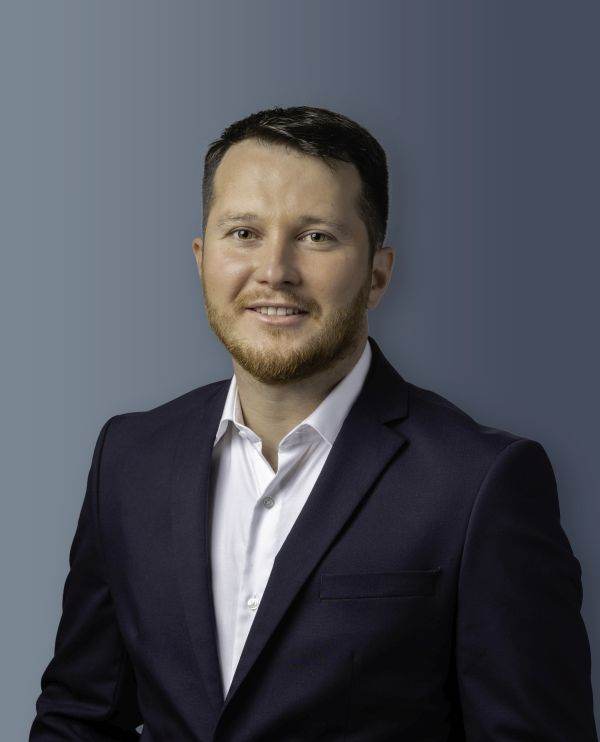 Daniel Cateliu, Director Industrial & Logistics Services, CBRE România