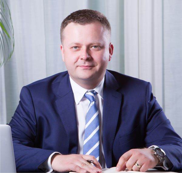 Alexandru Stânean a afirmat: "Suntem orientaţi pe dezvoltare internaţională. În faza în care suntem acum, creştem exporturile pentru că încă avem capacităţi de producţie pentru a servi piaţa externă, ceea ce nu se întâmpla în urmă cu doi ani de zile".