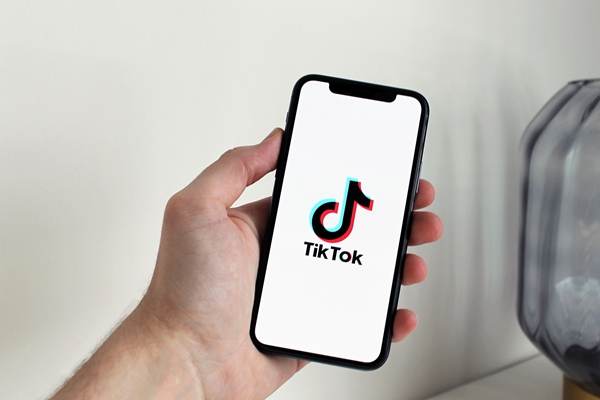 TikTok actualizează sistemul de evaluare a conturilor