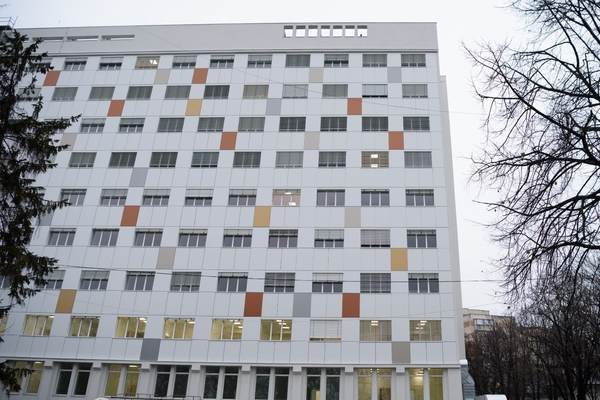 "Lucrările la Spitalul de Copii din Iaşi se vor finaliza în acest an"