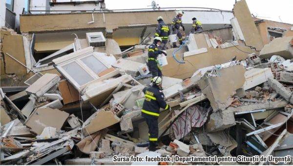 Turcia, zguduită de seisme majore: mii de morţi şi răniţi