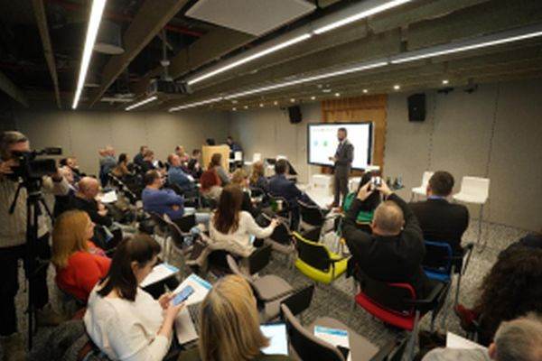 Munca de acasă, digitalizarea şi diversificarea ameninţărilor informatice cresc riscurile de securitate pentru companiile din ţară