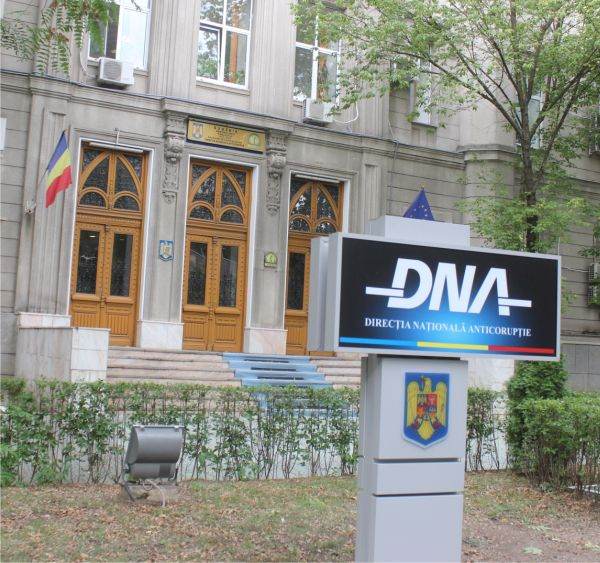 Gabriela Scutea şi Crin Bologa, retrogradaţi după un singur mandat