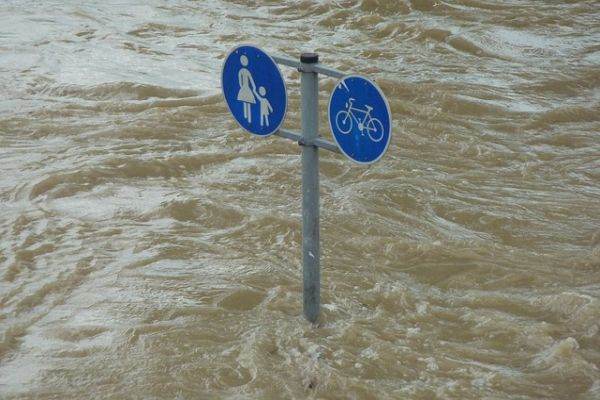 Australia: Evacuări în statul Queensland din cauza inundaţiilor