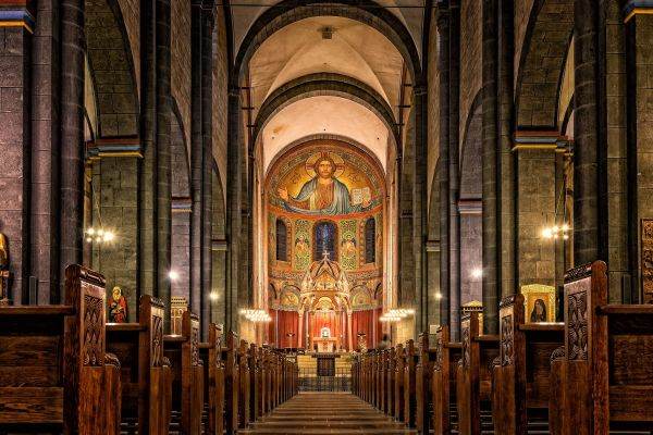 Biserica Poloneză va crea un grup independent de anchetă în cazurile de pedofilie