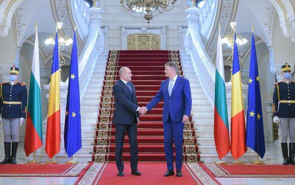 Preşedintele Iohannis a fost primit astăzi de omologul bulgar