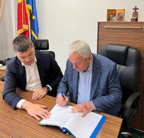 Alexandru Marcel Stoica, secretar de stat în Ministerul Dezvoltării şi Constantin Toma, primarul Buzăului