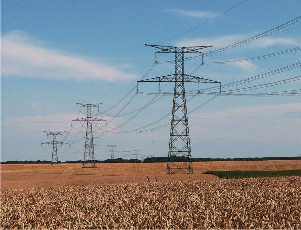 Preţul maxim al energiei electrice - 713,8301 lei/MWh