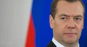 Rusia: Dmitri Medvedev crede că americanii ''au luat-o razna''