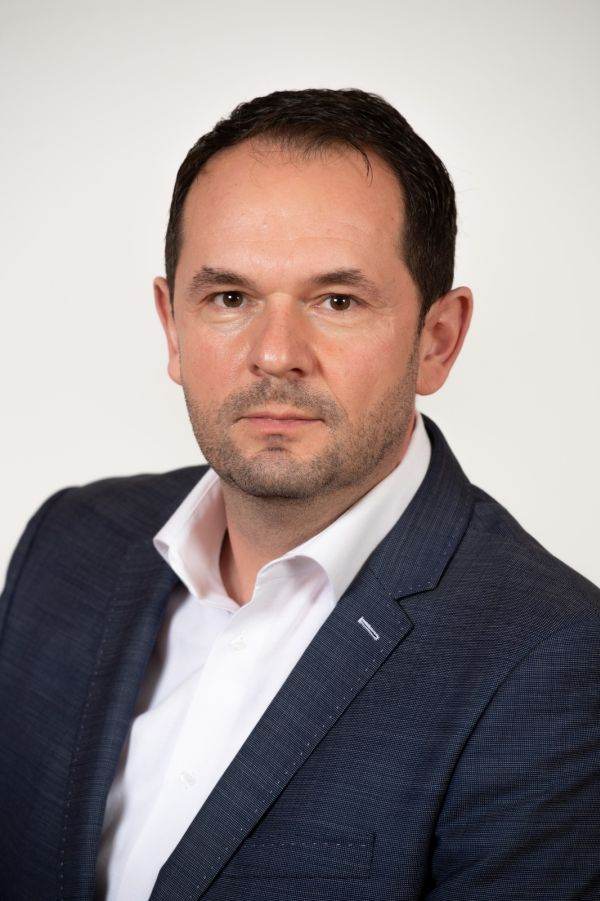 Claudiu Mureşan, senator: "Informaţiile privind Euroins, ignorate de conducerea Senatului"
