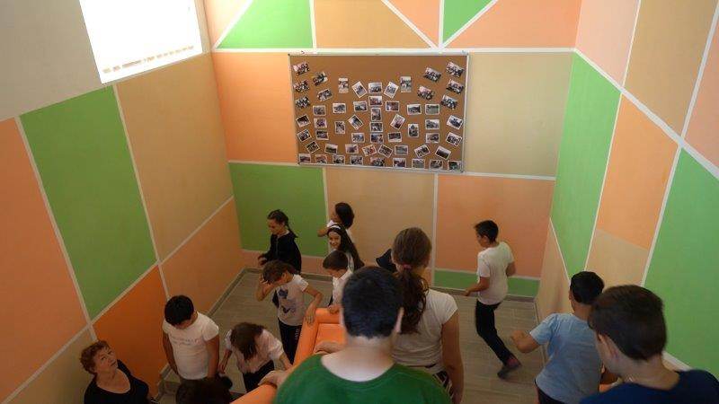 Asociaţia BookLand: O Românie unită pentru educaţia copiilor noştri