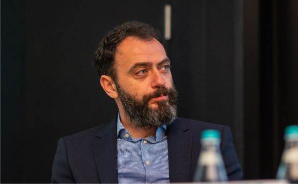 Dragoş Diaconu, Arctic Stream: "Cuvântul de ordine este instabilitate"