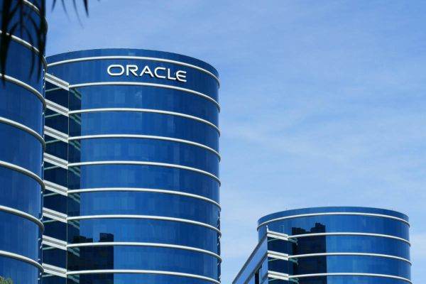Nvidia se asociază cu Oracle 
