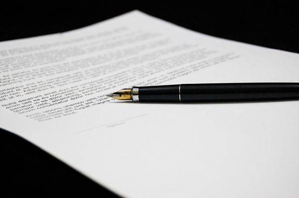 Guvernul a aprobat OUG cu privire la desfăşurarea sprijinului financiar şi tehnic acordat de sistemul financiar-bancar