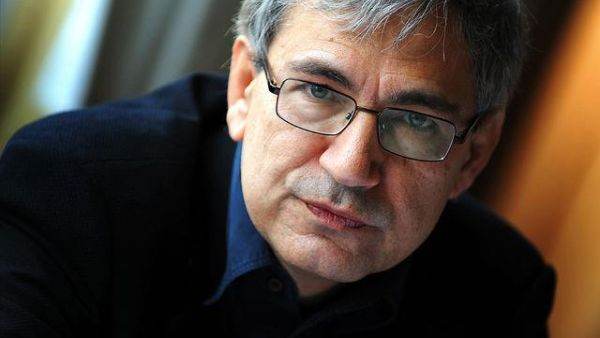 Sursa foto: Facebook / Orhan Pamuk