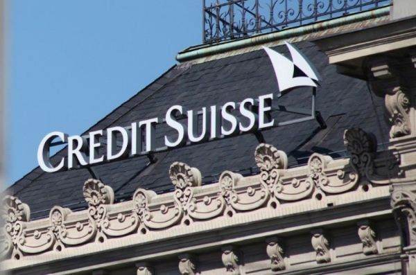 Julius Baer: "Criza de încredere în sectorul bancar global este departe de final"