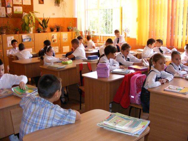 Vacanţă activă - olimpiadele şcolare, în plină desfăşurare