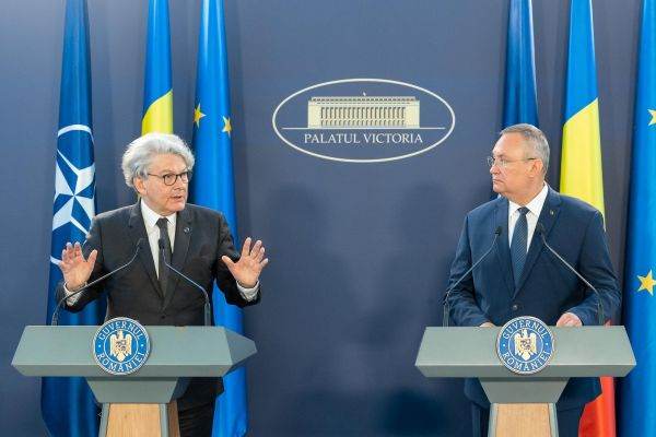 Thierry Breton, comisar european pentru Piaţa Comună; Nicolae Ciucă, prim-ministrul României