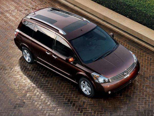 Nissan dezvoltă planuri de creştere în domenii precum software şi vehicule electrice