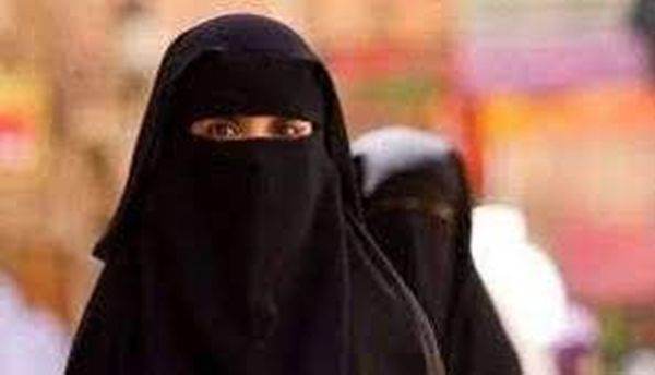 Iranul anunţă măsuri penale împotriva persoanelor care încurajează femeile să nu poarte vălul islamic