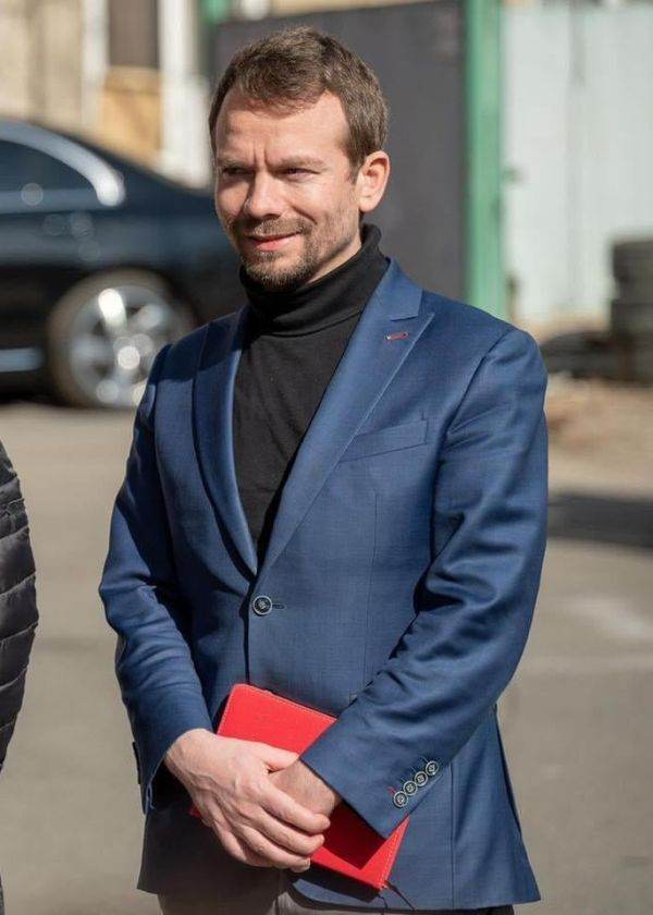 Fostul vicepreşedinte al Autorităţii Naţionale pentru Protecţia Drepturilor Copilului va da în judecată Ministerul Familiei