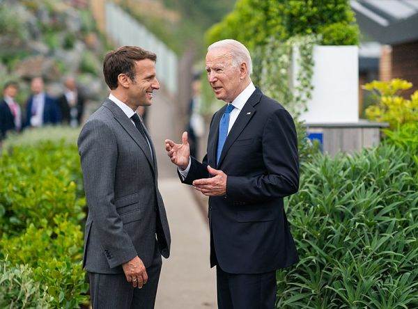 Joe Biden a discutat cu Emmanuel Macron şi cu Ursula von der Leyen despre vizita lor în China