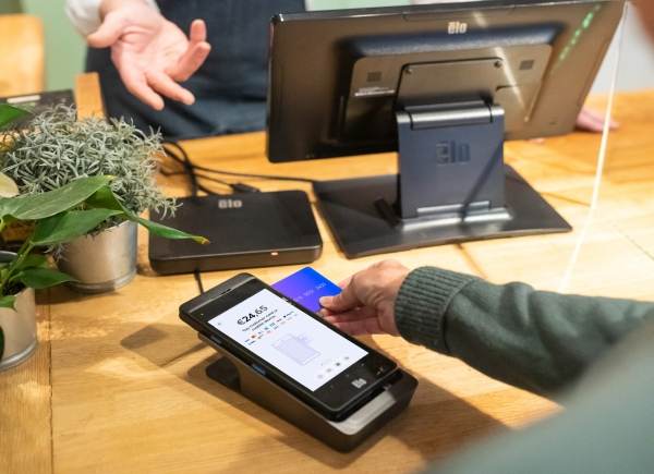Parteneriatul dintre Viva Wallet şi Elo încorporează toate plăţile în calculatoarele mobile Android Elo