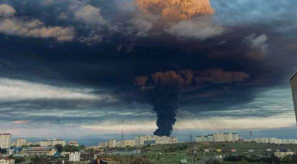 Rezervoare petroliere ruseşti, distruse într-un atac ucrainean la Sevastopol