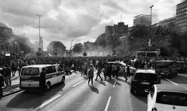 Marş de 1 Mai la Paris, pe fondul contestării reformei pensionării