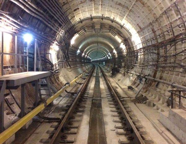 Tronsonul de metrou dintre Complexul Băneasa şi Aeroportul Otopeni va fi construit de companii din Turcia