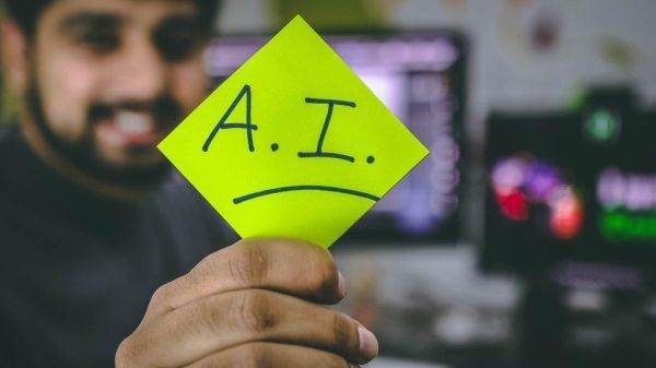 O proporţie de 61% dintre americani consideră că inteligenţa artificială pune în pericol viitorul umanităţii