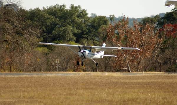 Patru copii din Columbia, găsiti în viaţă la două săptămâni după ce avionul cu care călătoreau s-a prăbuşit în junglă