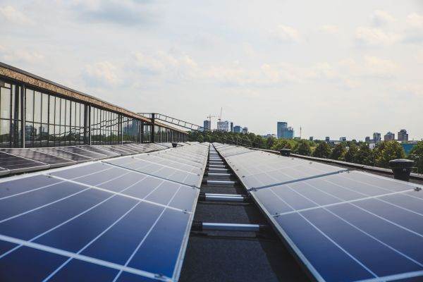 Ministerul Mediului şi AFM încurajează energia solară prin programul Casa Verde Fotovoltaice
