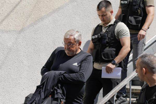  Sebastian Vlădescu, condamnat definitiv la închisoare pentru luare de mită într-un dosar de corupţie