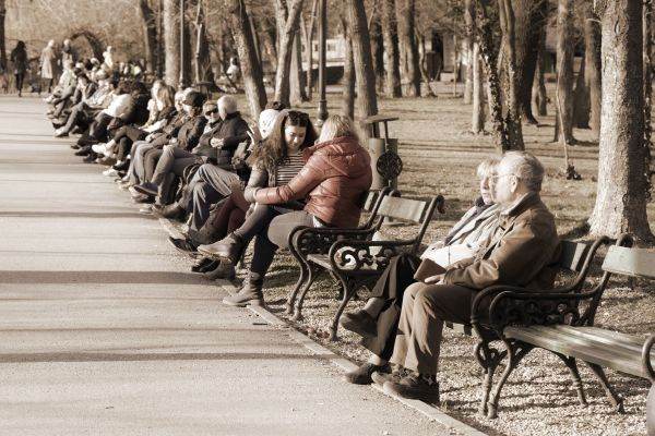 Coaliţia de guvernare a finalizat proiectul reformării pensiilor speciale