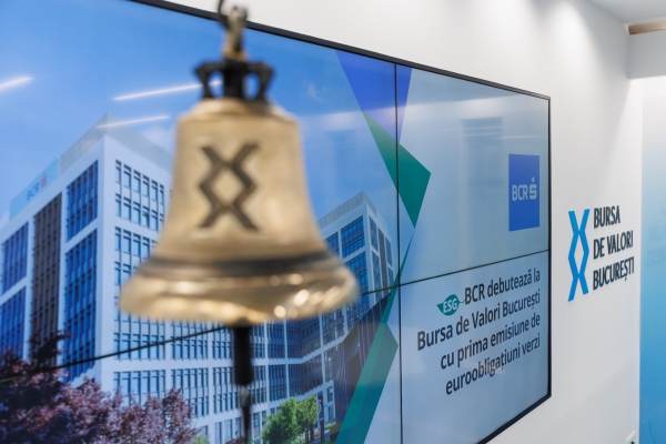 BCR debutează la BVB cu o emisiune internaţională de euroobligaţiuni verzi