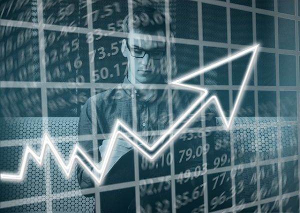 Bursele europene au închis ieri în scădere