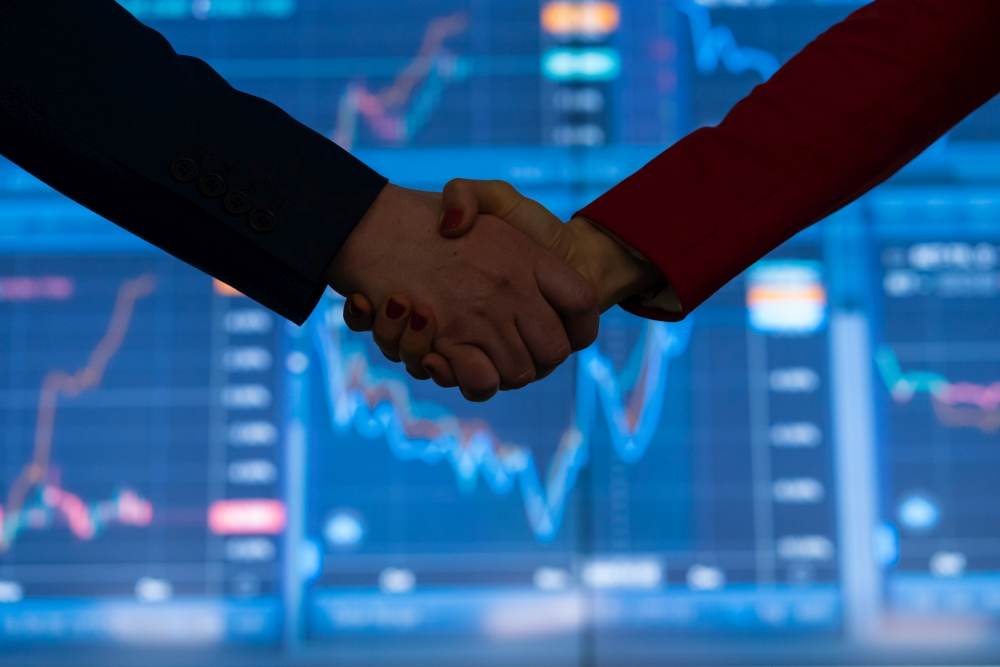DN AGRAR Group beneficiază de servicii de Market Maker al Emitentului din partea BRK Financial Group